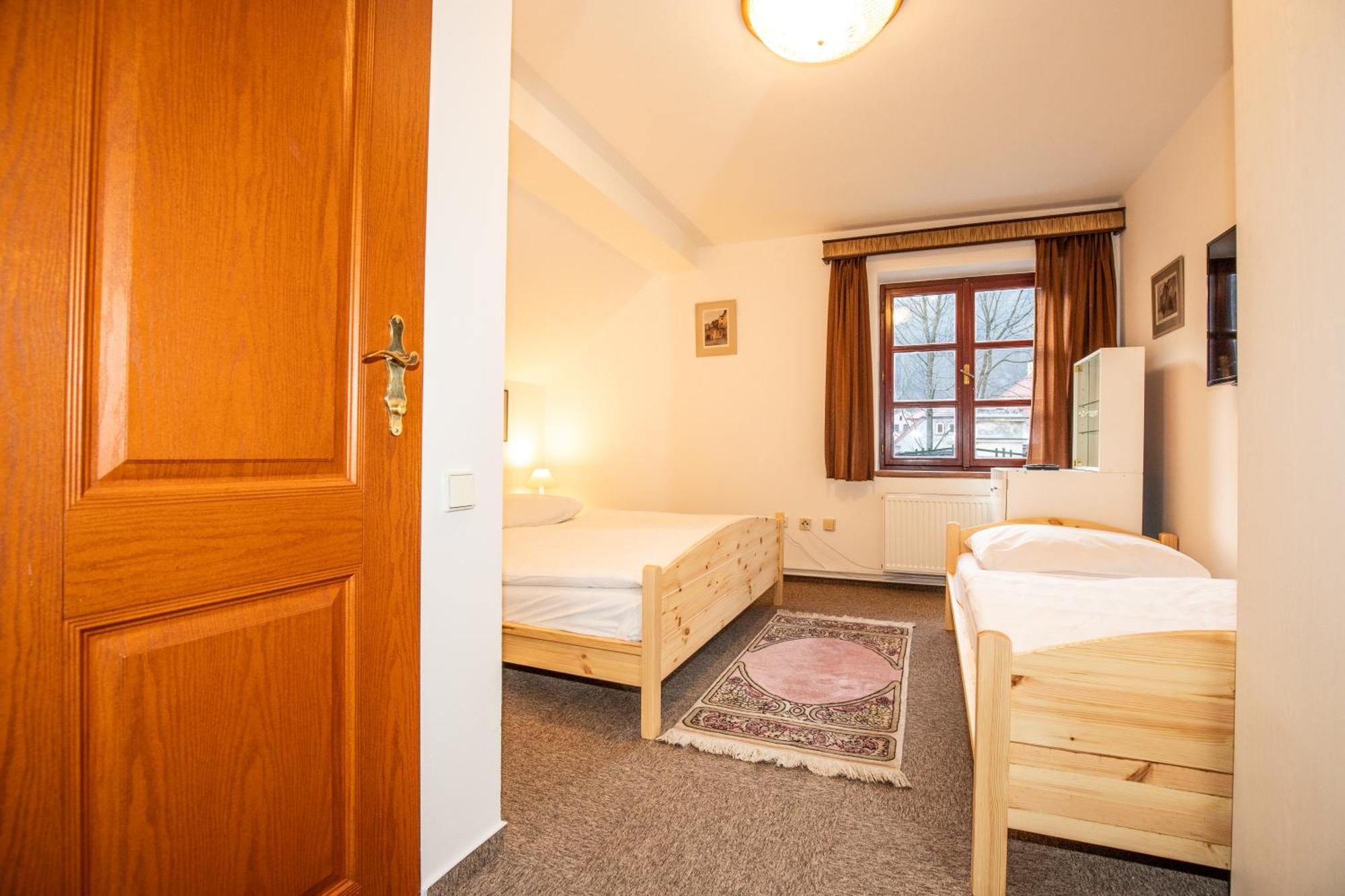 Resort U Jelena Křivoklát Cameră foto
