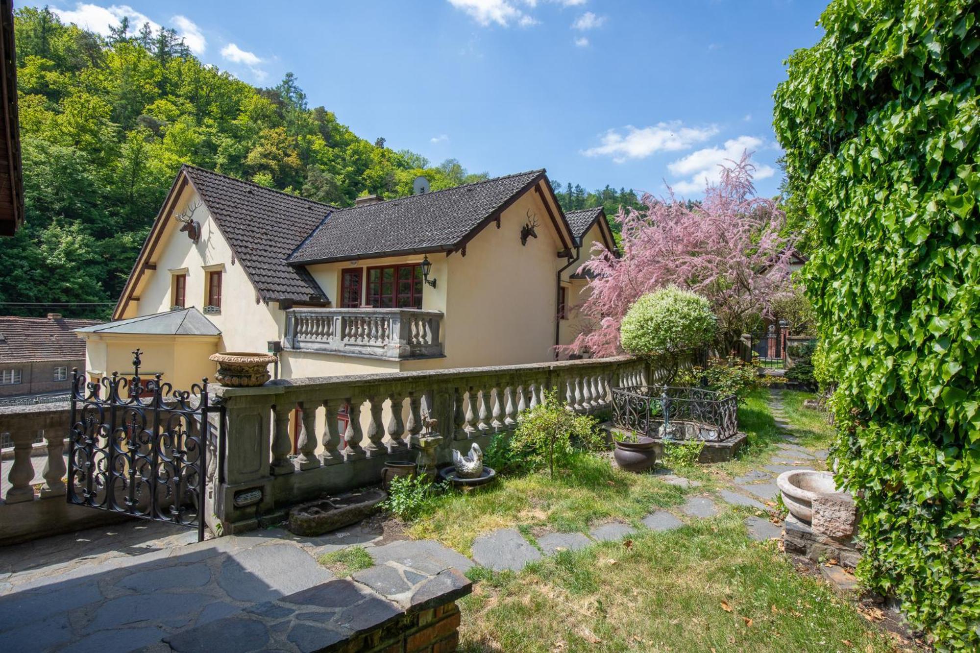 Resort U Jelena Křivoklát Exterior foto